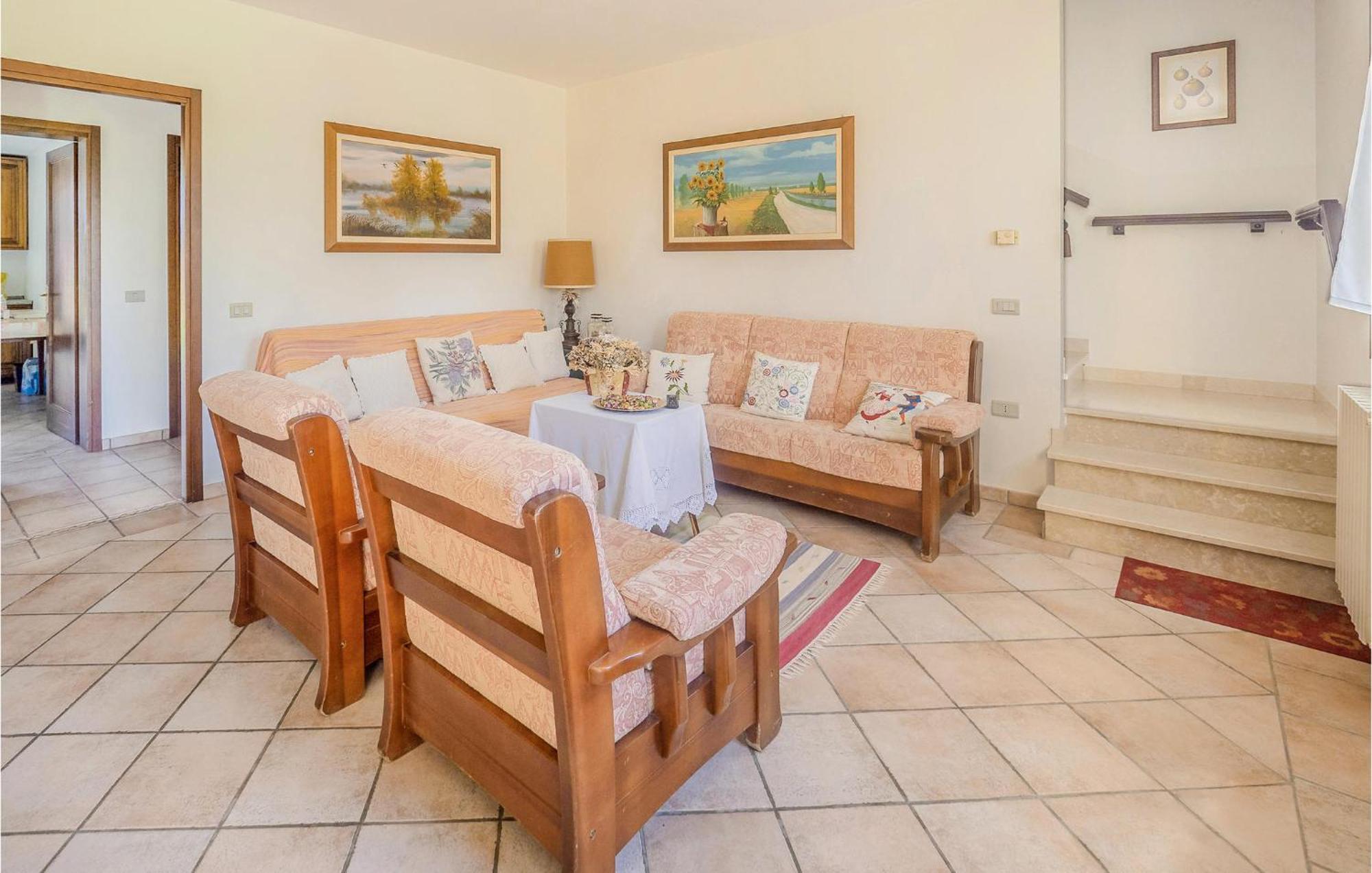 Awesome Home In Ariano Nel Polesine With Kitchen San Basilio Esterno foto